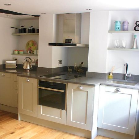 1 The Cottage, Studio Apartment, Ye Olde Barn Apartments Стамфорд Екстериор снимка